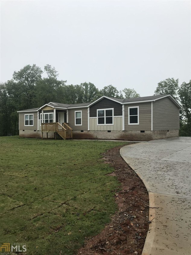 Foto principal - 5247 Hog Mountain Rd