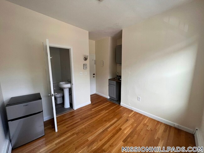 Building Photo - 49 S Huntington Ave