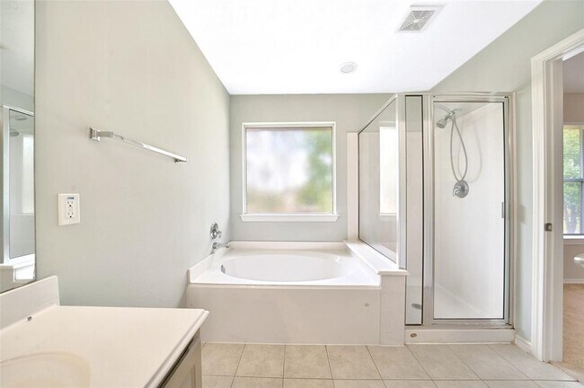 Building Photo - 6026 Langham Mist Ln