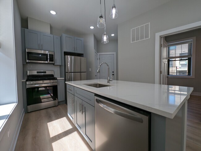 Foto del edificio - 442 W Belden Ave