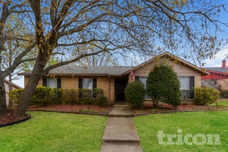 Building Photo - 1230 Meadow Creek Dr