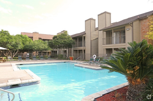 Trails of Walnut Creek Apartments Austin, TX