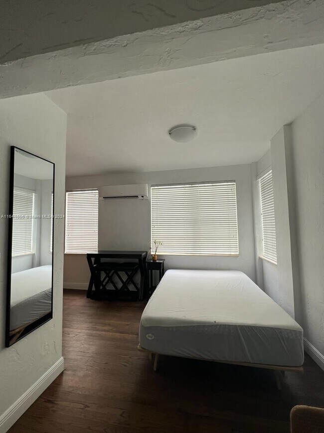 Foto del edificio - 135-133 3rd St