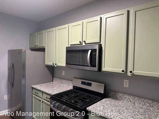 Building Photo - 2 br, 2.5 bath House - 494 Onward Ave