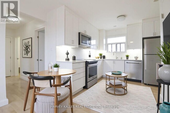 Photo du bâtiment - 4 Benson Ave