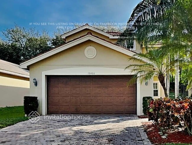 Building Photo - 10406 Pearwood Pl