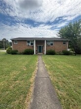 Building Photo - 525 North Rd