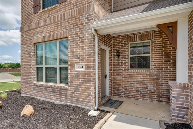 Building Photo - 3524 Brentwood Dr