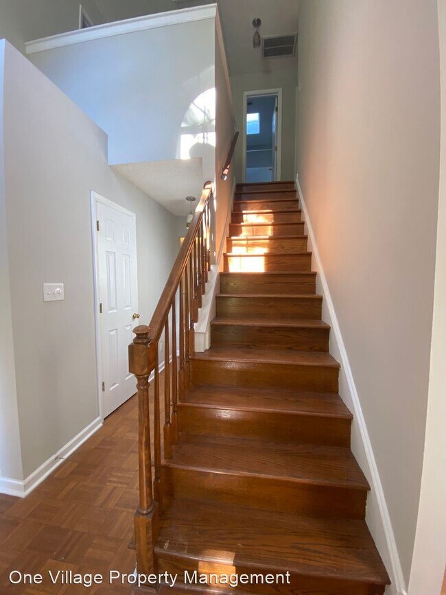 Foto del edificio - 3 br, 2.5 bath House - 16 Meadowcrest Dr