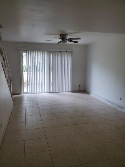 Foto del edificio - 6367 Riverwalk Ln