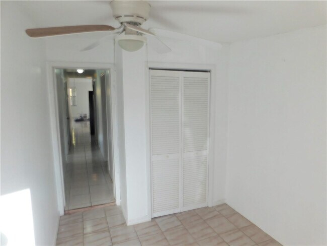 Building Photo - 8520 US-1