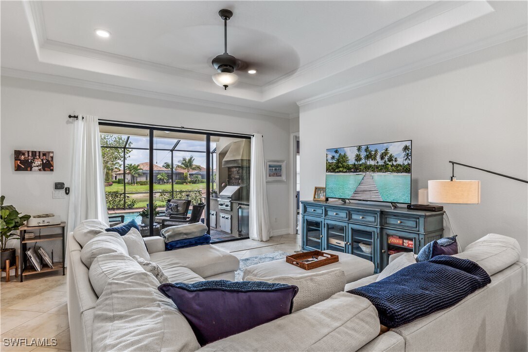 Foto principal - 28111 Wicklow Ct