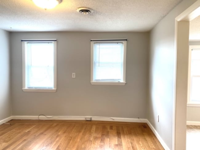 Photo - 339 Village St Townhome