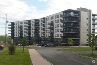 Building Photo - Wentworth Terrace Estates 131