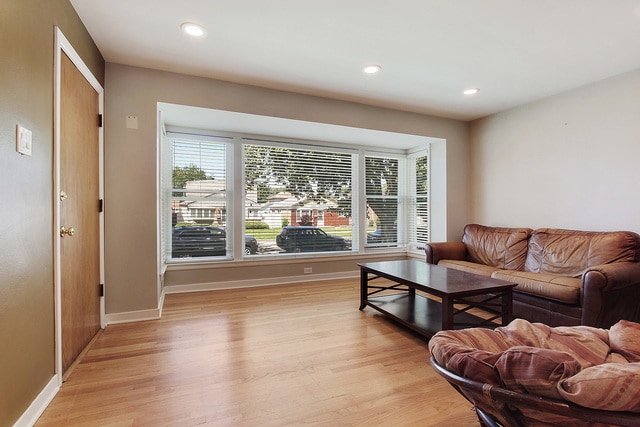 Building Photo - 5755 S Meade Ave