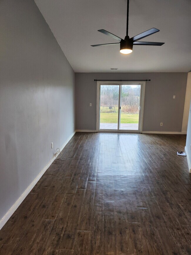 Foto del edificio - 4120 Acres Dr