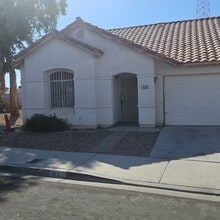 Building Photo - 1805 Wild Jan Dr
