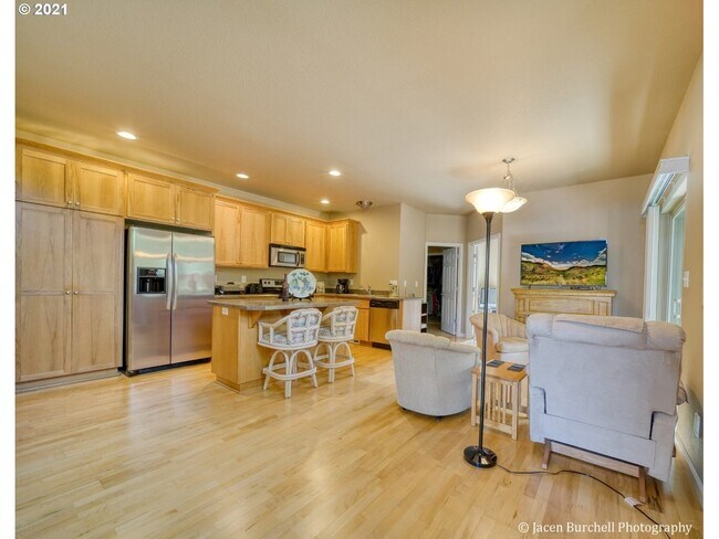 Building Photo - 111 Coho Ter