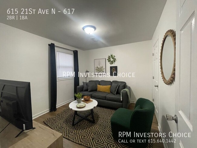 Building Photo - Furnished 2 Bedroom Apartment in Midtown.