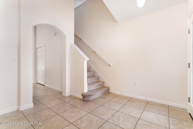 Foto del edificio - 1695 Litchfield Dr