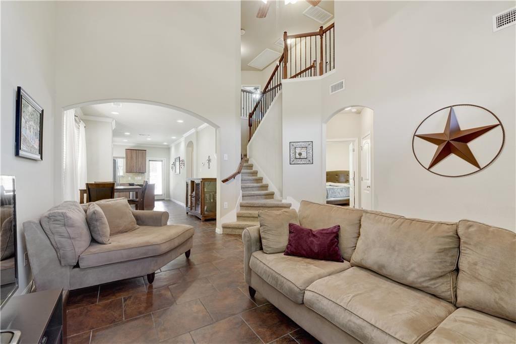 Living Area - 11400 W Parmer Ln