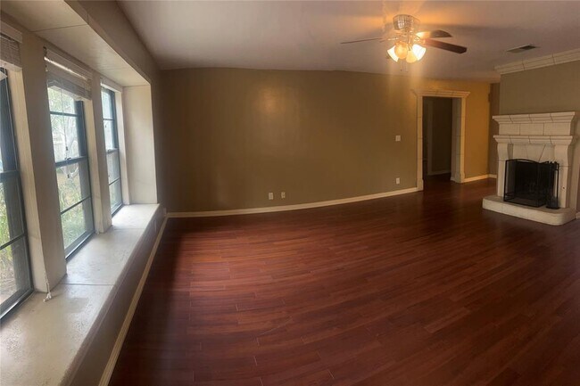 Foto del edificio - 2605 Broken Oak Dr