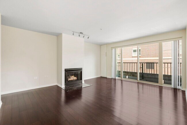 Building Photo - 1800 Dewes St