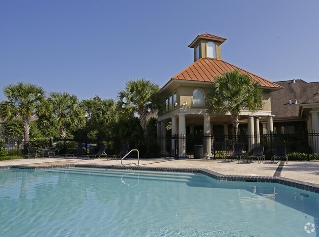 Building Photo - The Village at Fountain Lake