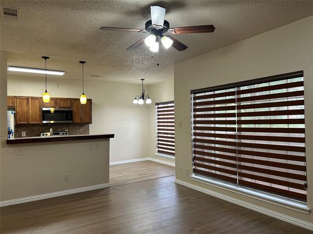 Foto principal - 4101 Esters Rd