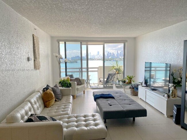 Foto del edificio - 1500 Bay Rd