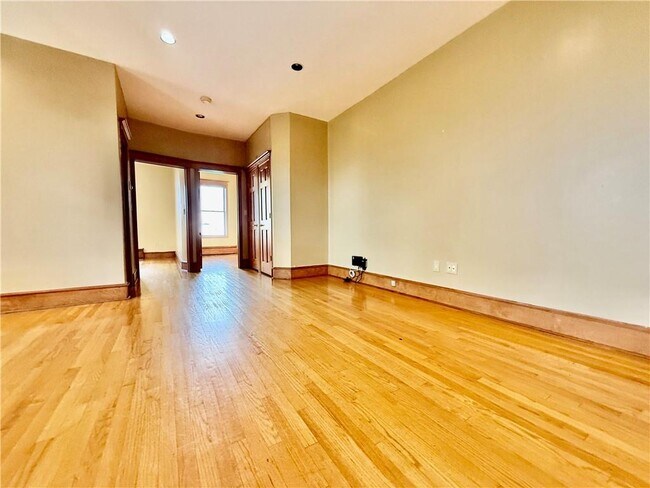 Foto del edificio - 6922 12th Ave