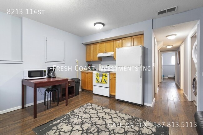 Building Photo - 8213 114 St