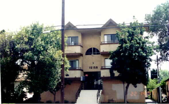 Foto principal - 15158 Roscoe Blvd