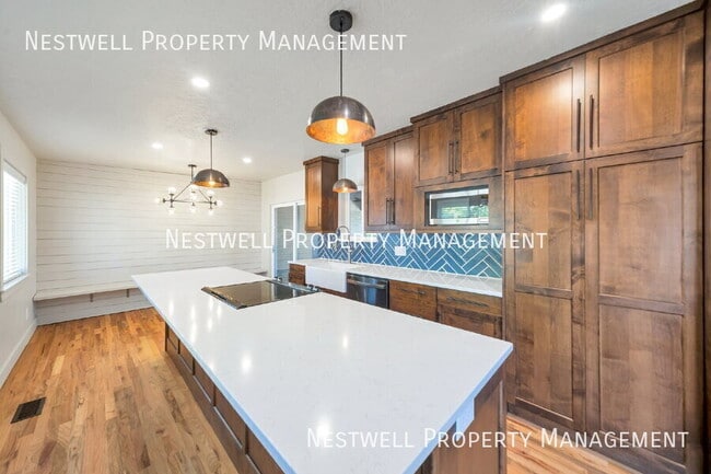 Building Photo - 3966 S Orchard Dr