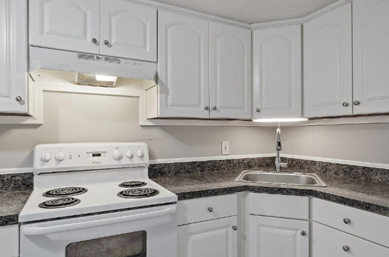 9 Madison Ave, Rochester, NH 03867 Condo for Rent in Rochester, NH