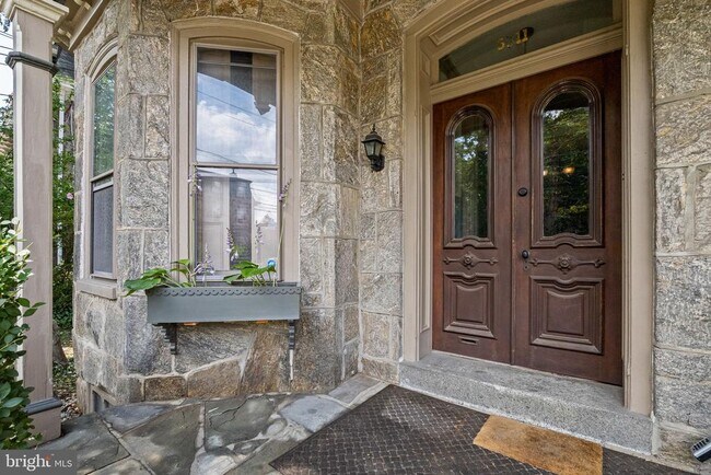 Foto del edificio - 5911 Greene St