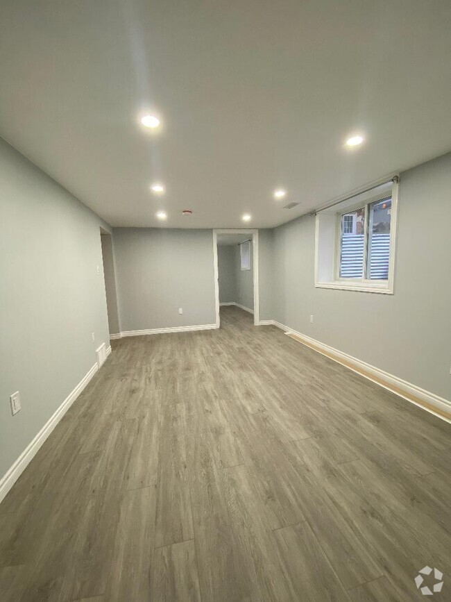 Building Photo - 25 Broadleaf Pl