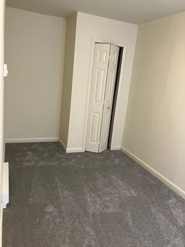 Photo - RANCH STYLE 3 BEDROOM DUPLEX FOR LEASE Townhome