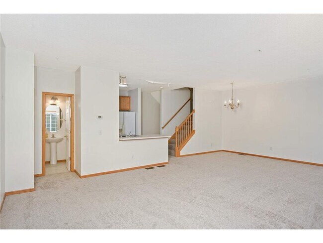 Building Photo - 4980 Garland Ct N