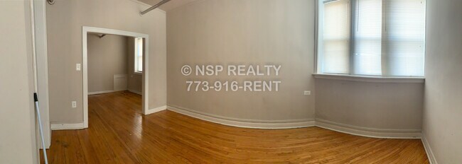 Building Photo - 4267 W Addison St