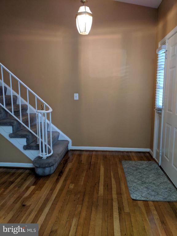 Foto del edificio - 8605 Coral Gables Ln