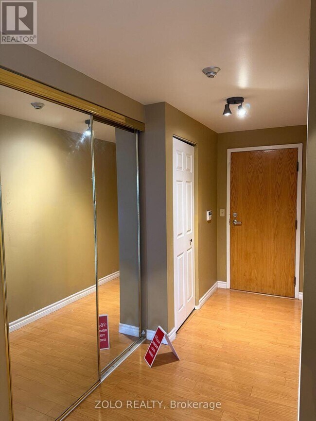 Photo du bâtiment - 7 Concorde Pl