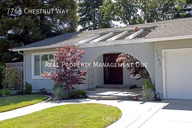 Photo - 7766 Chestnut Way House