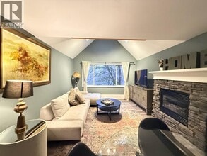 Building Photo - 2029 Collingwood St