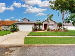 Building Photo - 3943 Ocita Dr