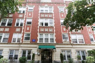 Building Photo - 516 W Melrose St