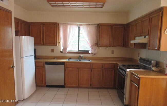 Foto del edificio - 4425 Gen Maloney Cir