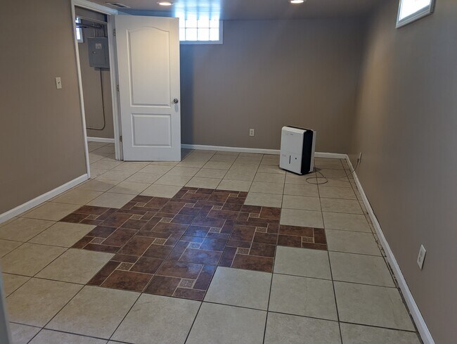Foto del edificio - 739 Burr St
