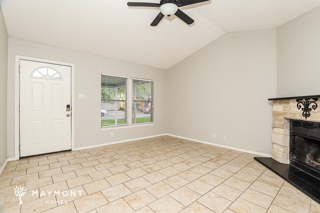 Foto del edificio - 10023 Amber Field Dr