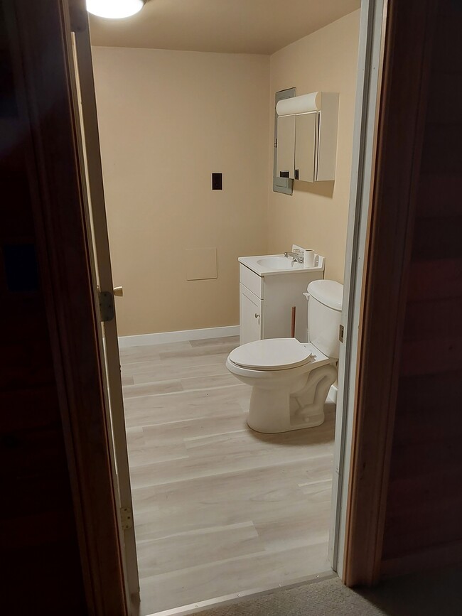 Foto del edificio - 8571 Leray St